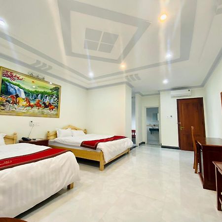Khach San Hung Viet Hotel Kon Tum Ngoại thất bức ảnh